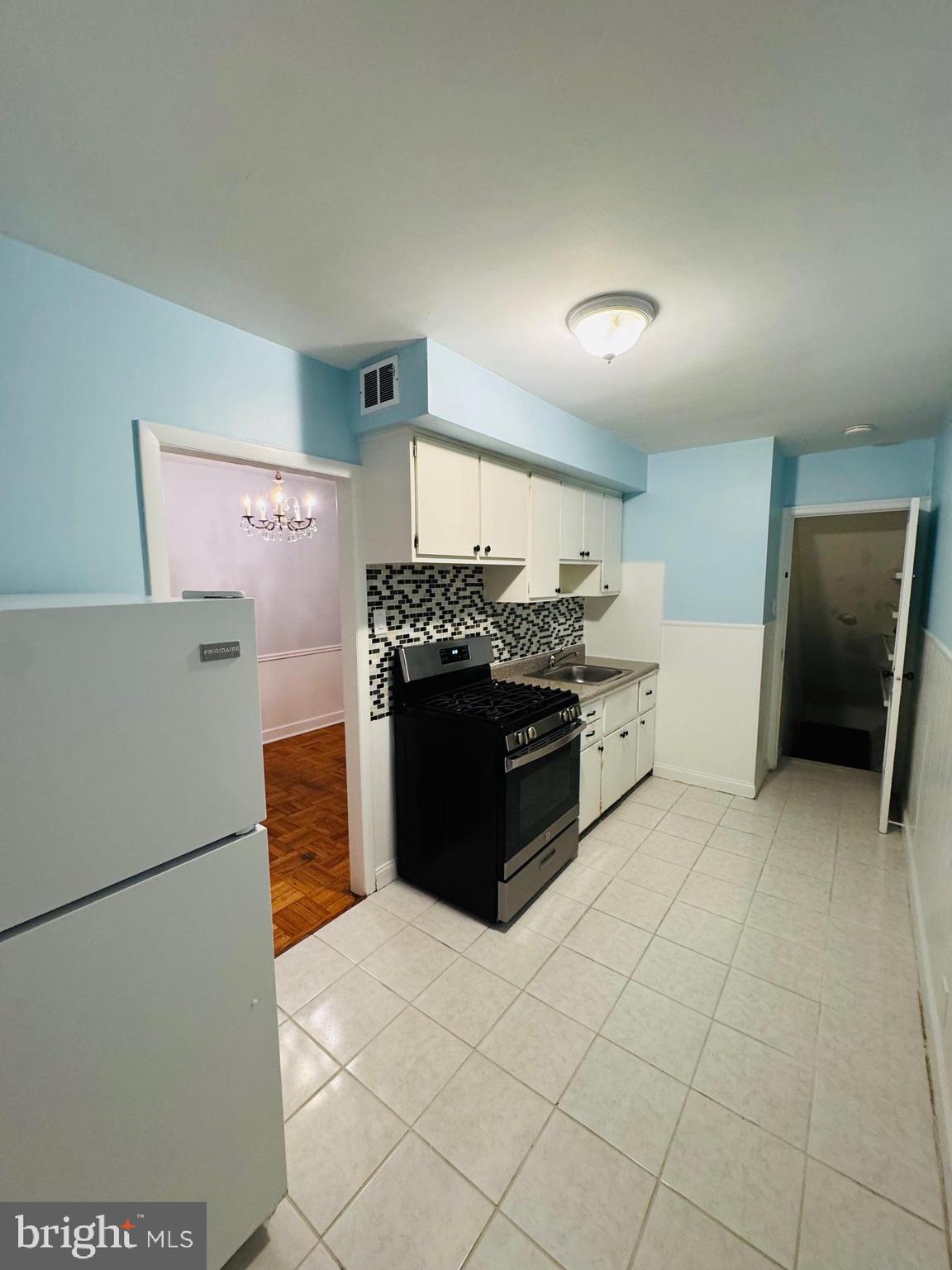 TACONY - Residential Lease