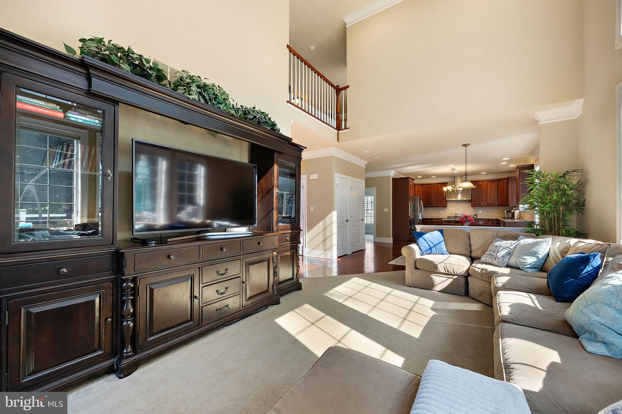 RIVERSIDE - Residential