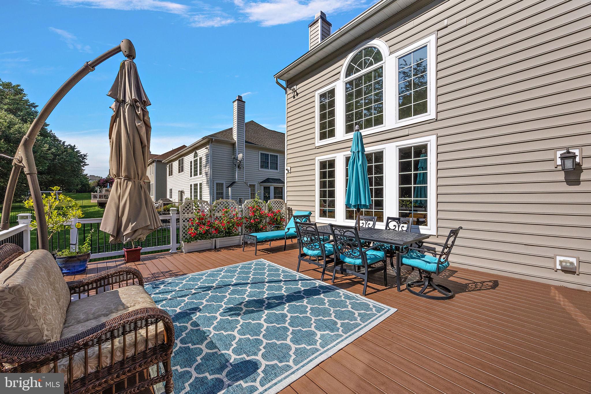 RIVERSIDE - Residential