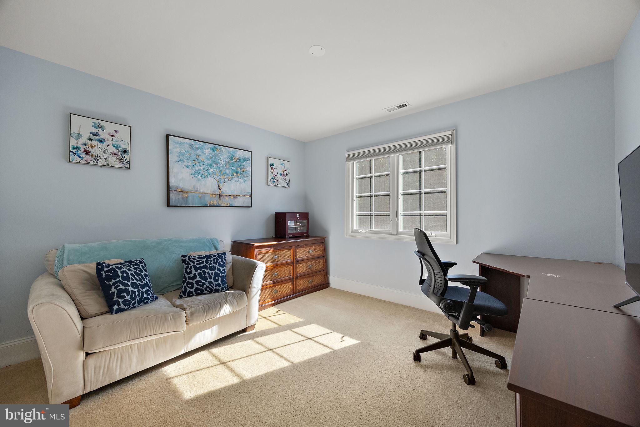 RIVERSIDE - Residential