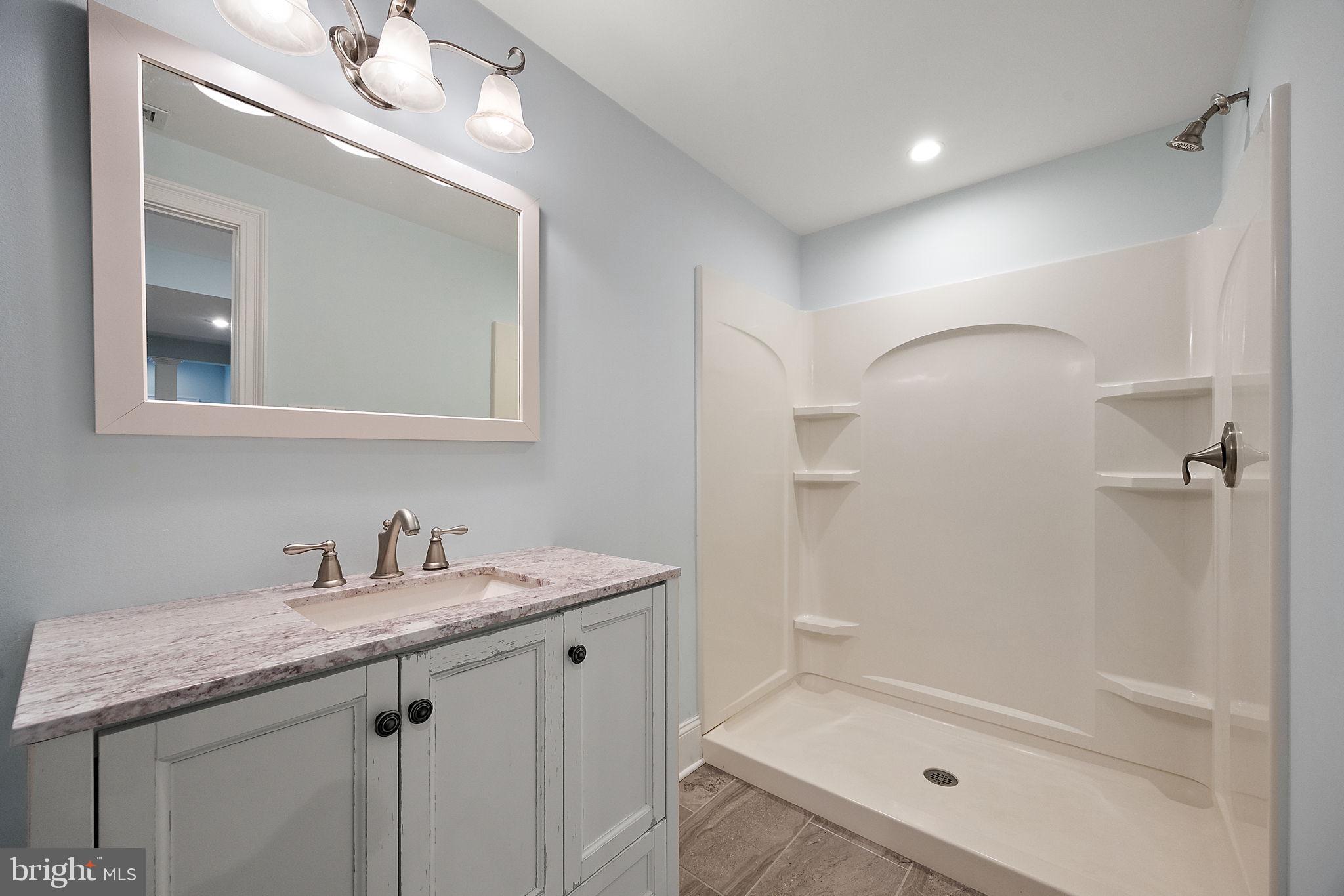 RIVERSIDE - Residential