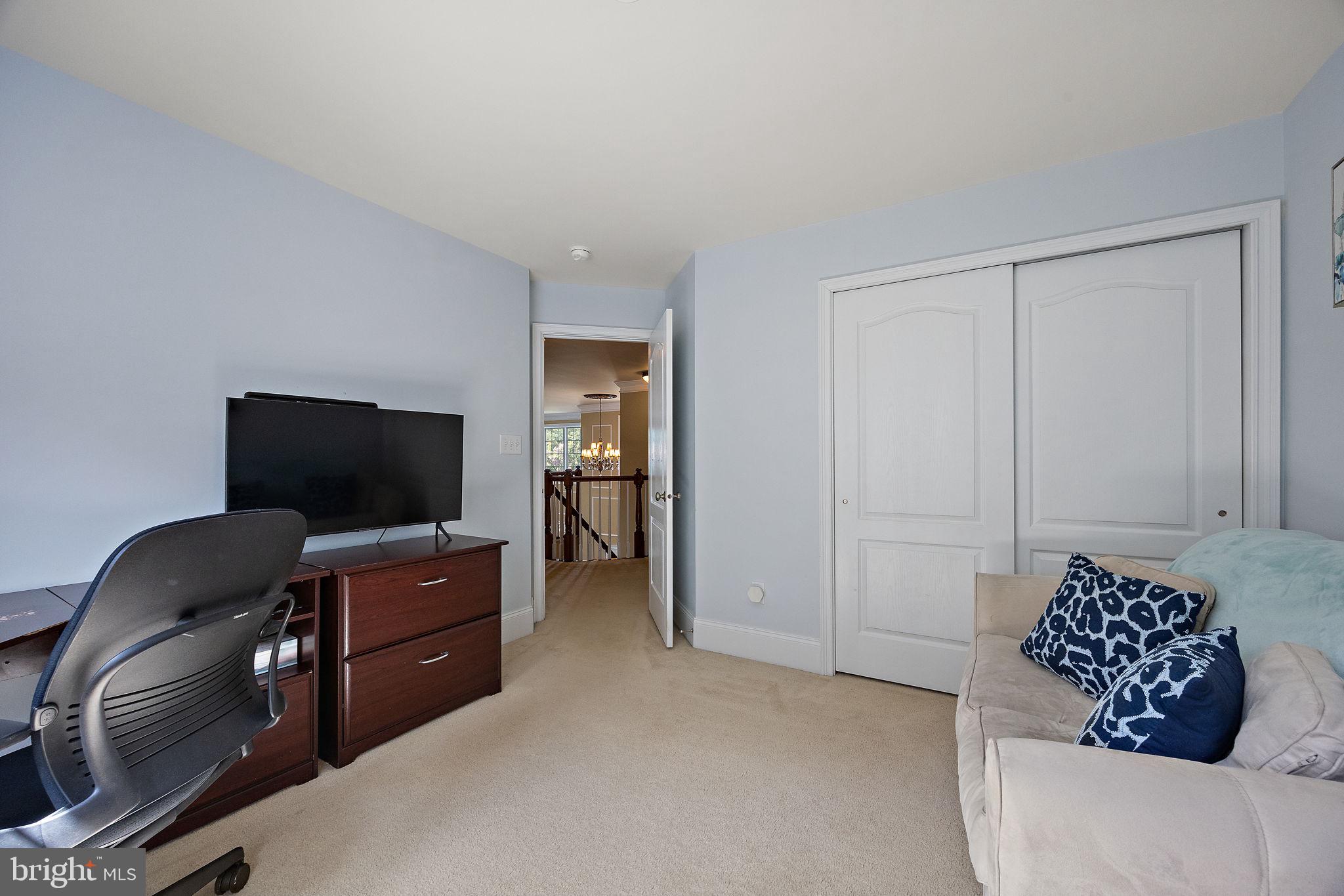 RIVERSIDE - Residential