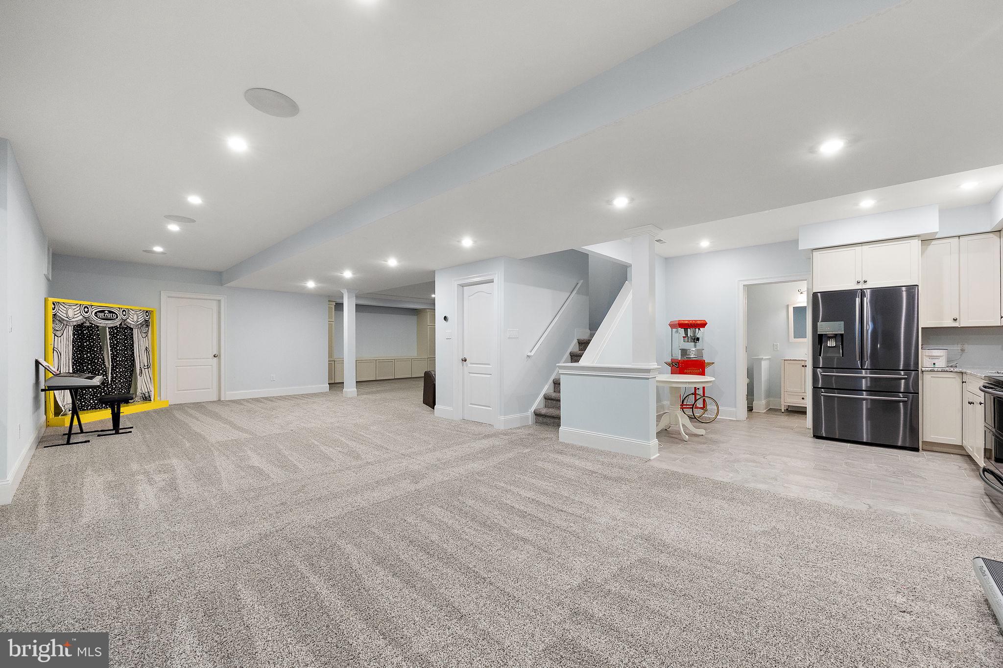 RIVERSIDE - Residential