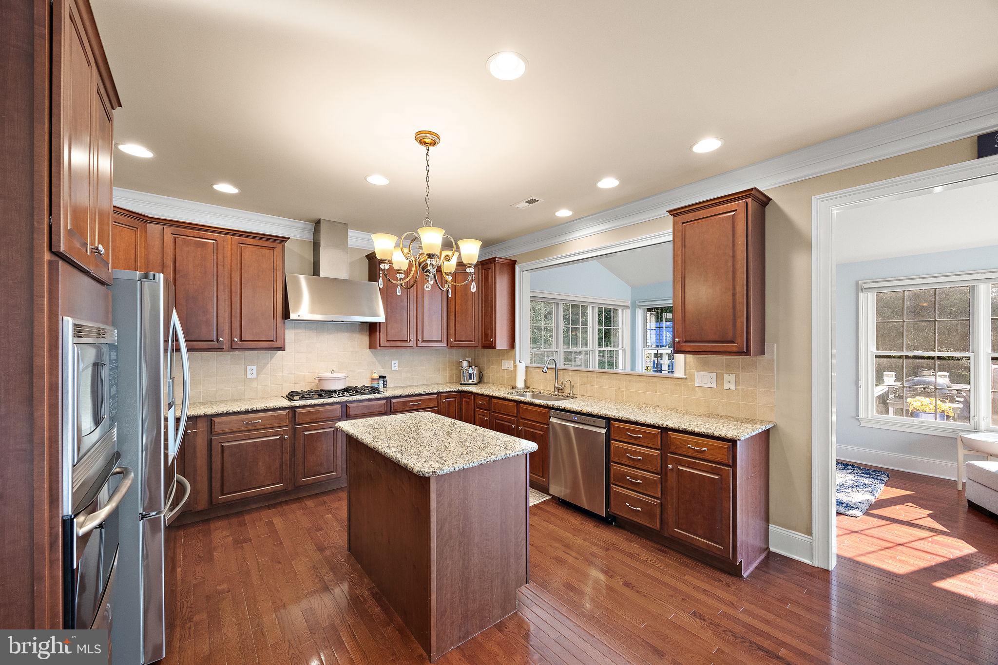 RIVERSIDE - Residential