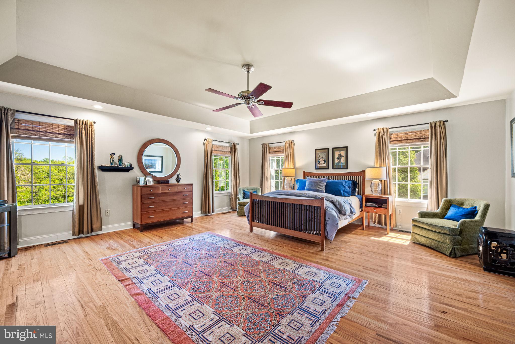 CHESTNUT HILL - Residential