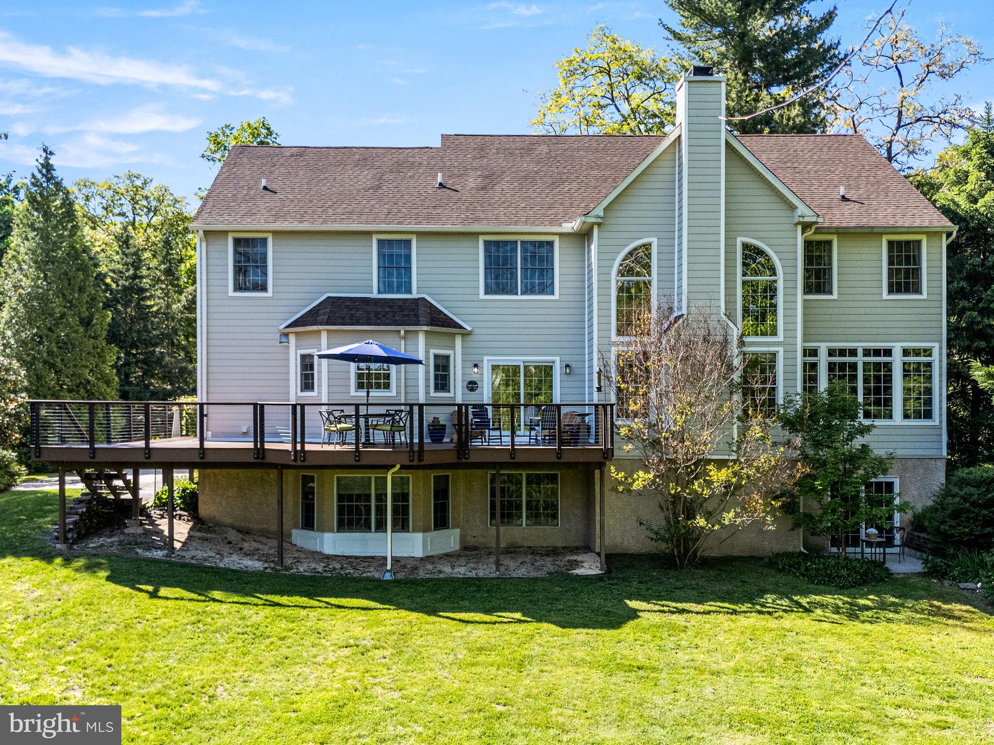 CHESTNUT HILL - Residential