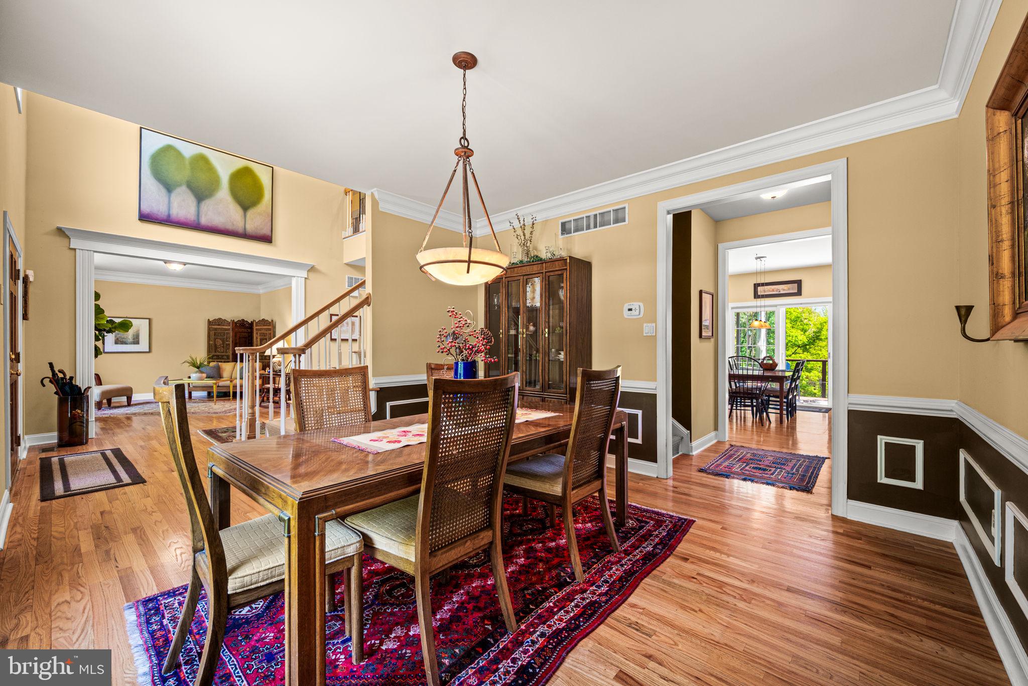 CHESTNUT HILL - Residential
