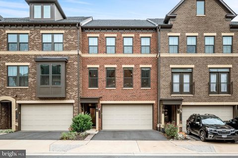 22260 CORNERSTONE CROSSING TERRACE ASHBURN VA 20148