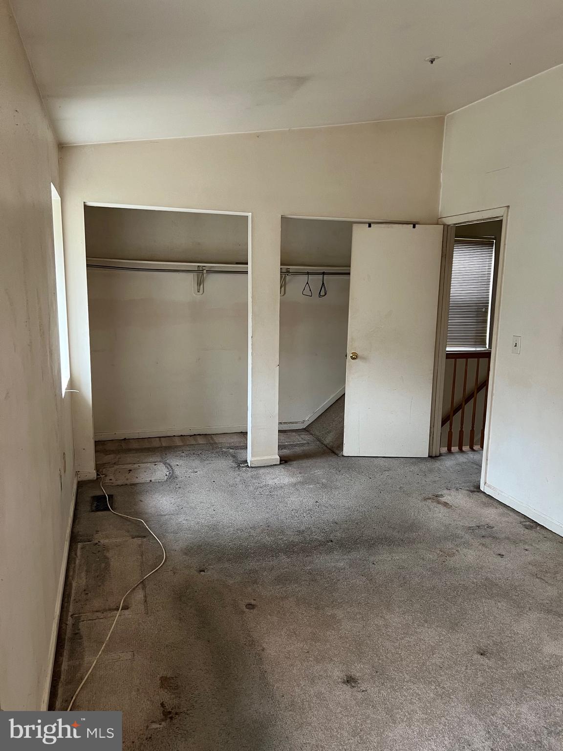 PENNSYLVANIA OAKS - Residential