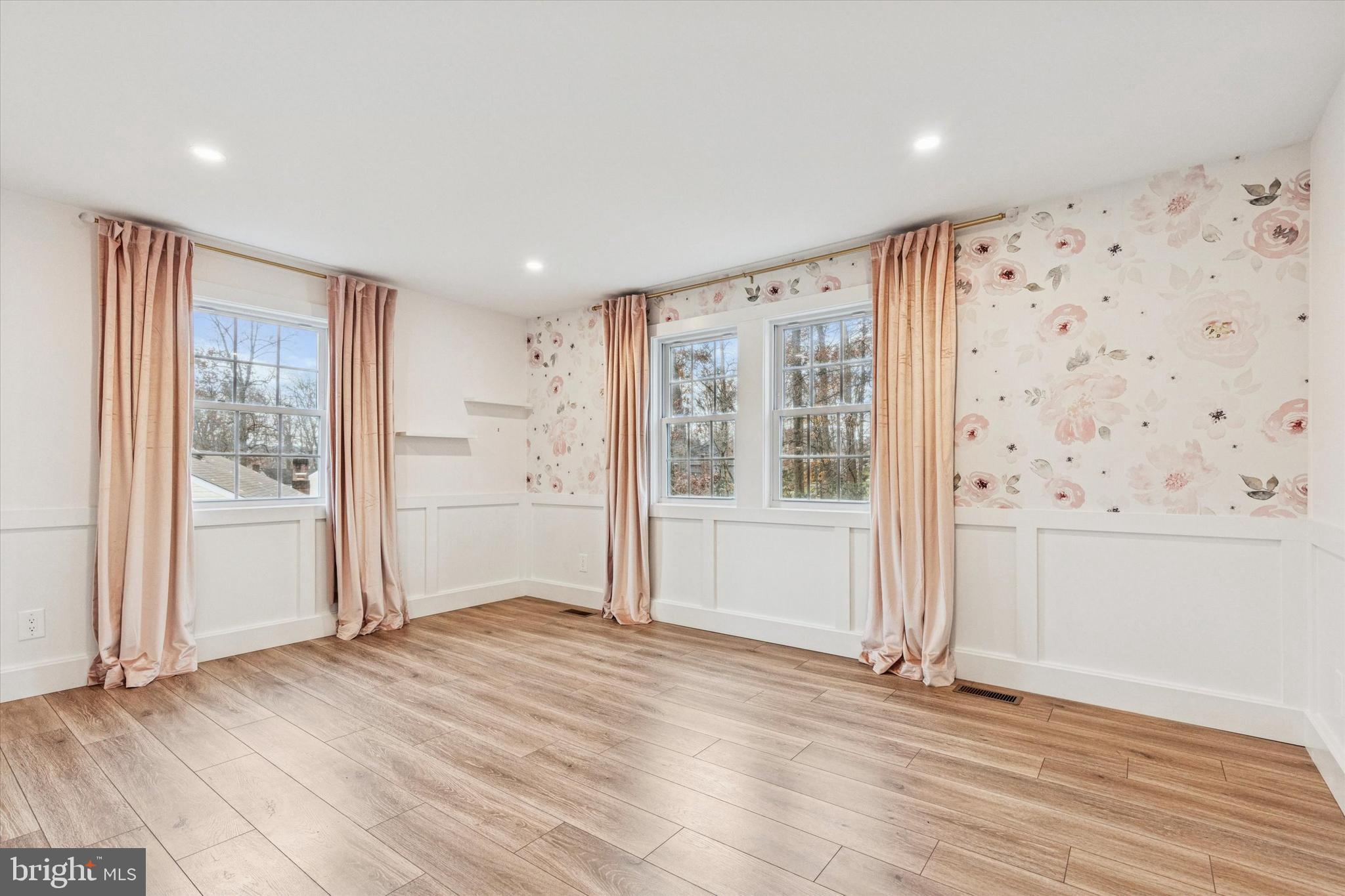 CENTURY OAKS - Residential Lease