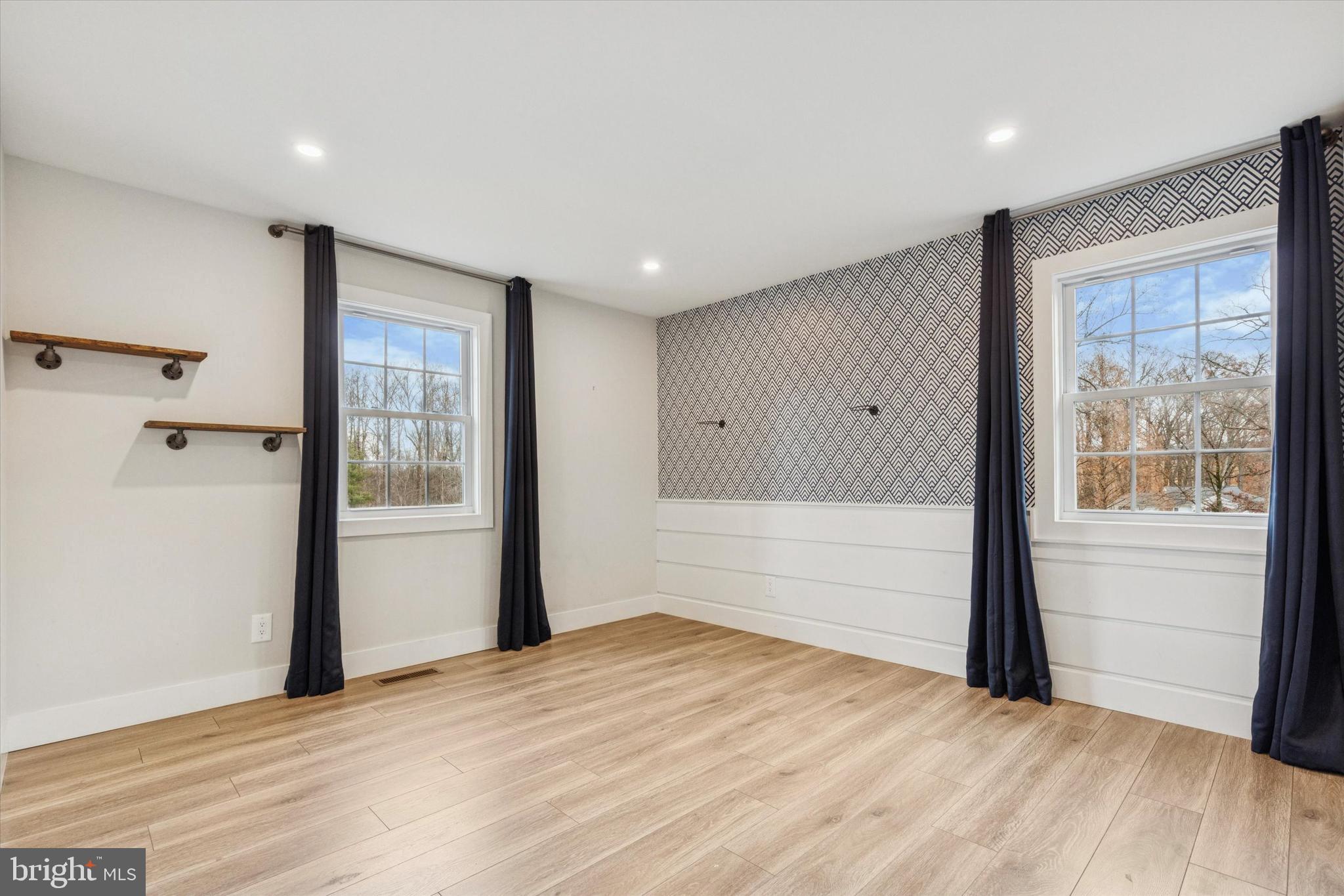 CENTURY OAKS - Residential Lease