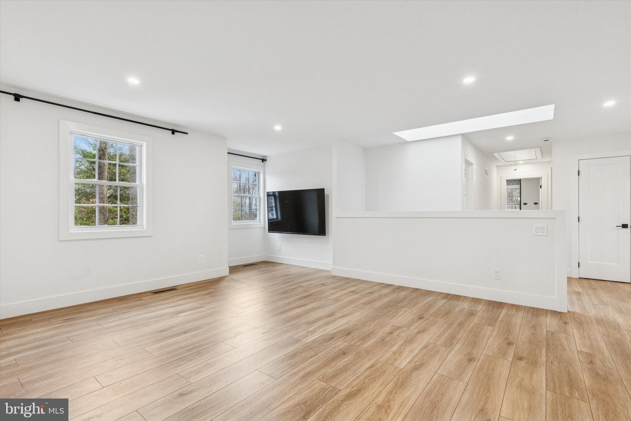 CENTURY OAKS - Residential Lease