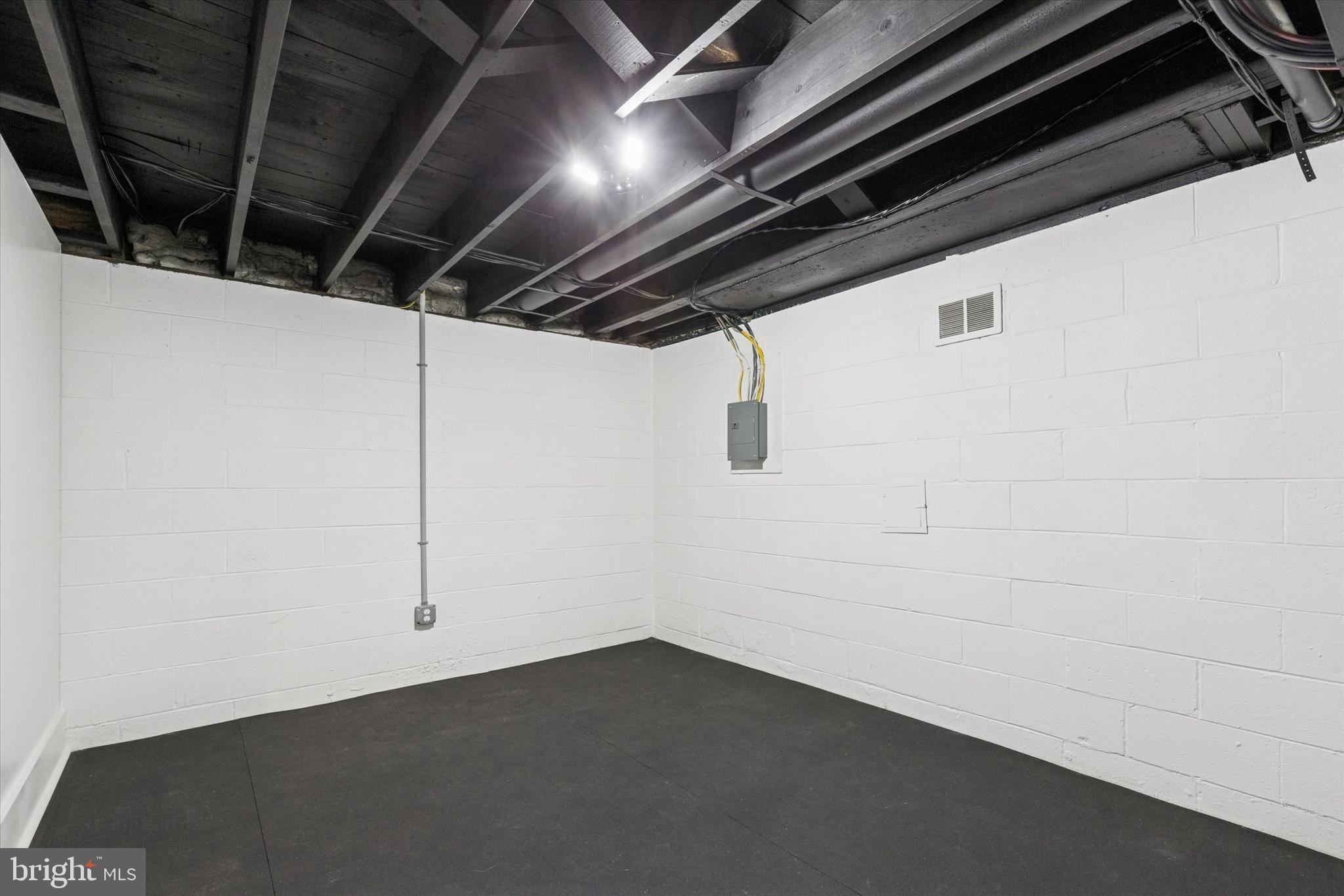 CENTURY OAKS - Residential Lease