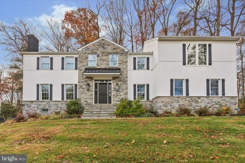 Photo of 227 Autumn Drive, EXTON, PA 19341 (MLS # PACT2114006)