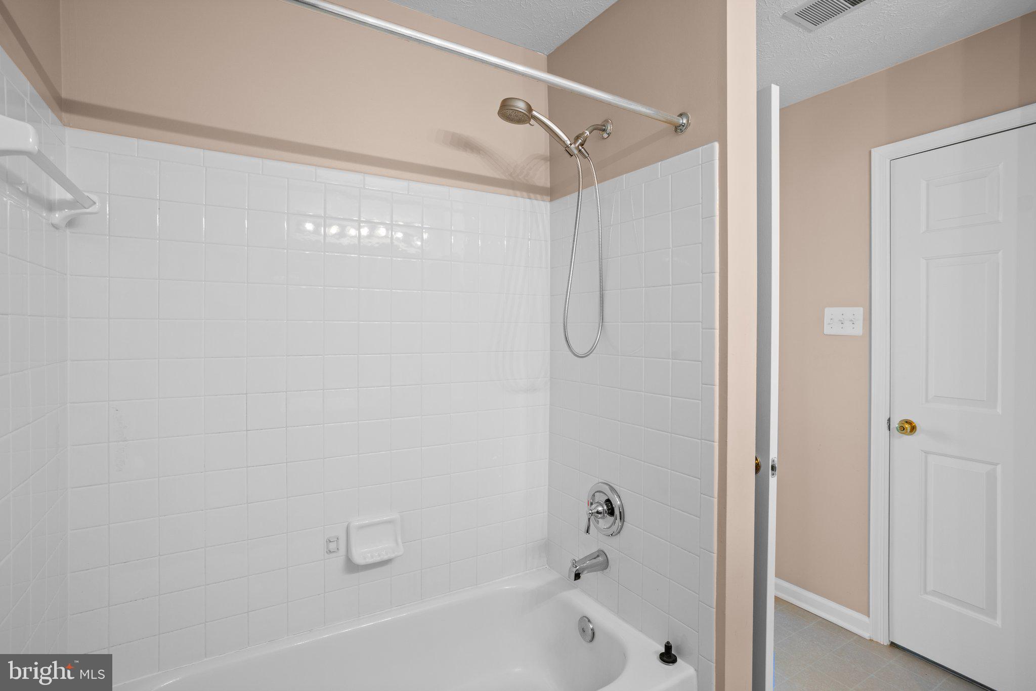 BRIGHTFIELD - Residential