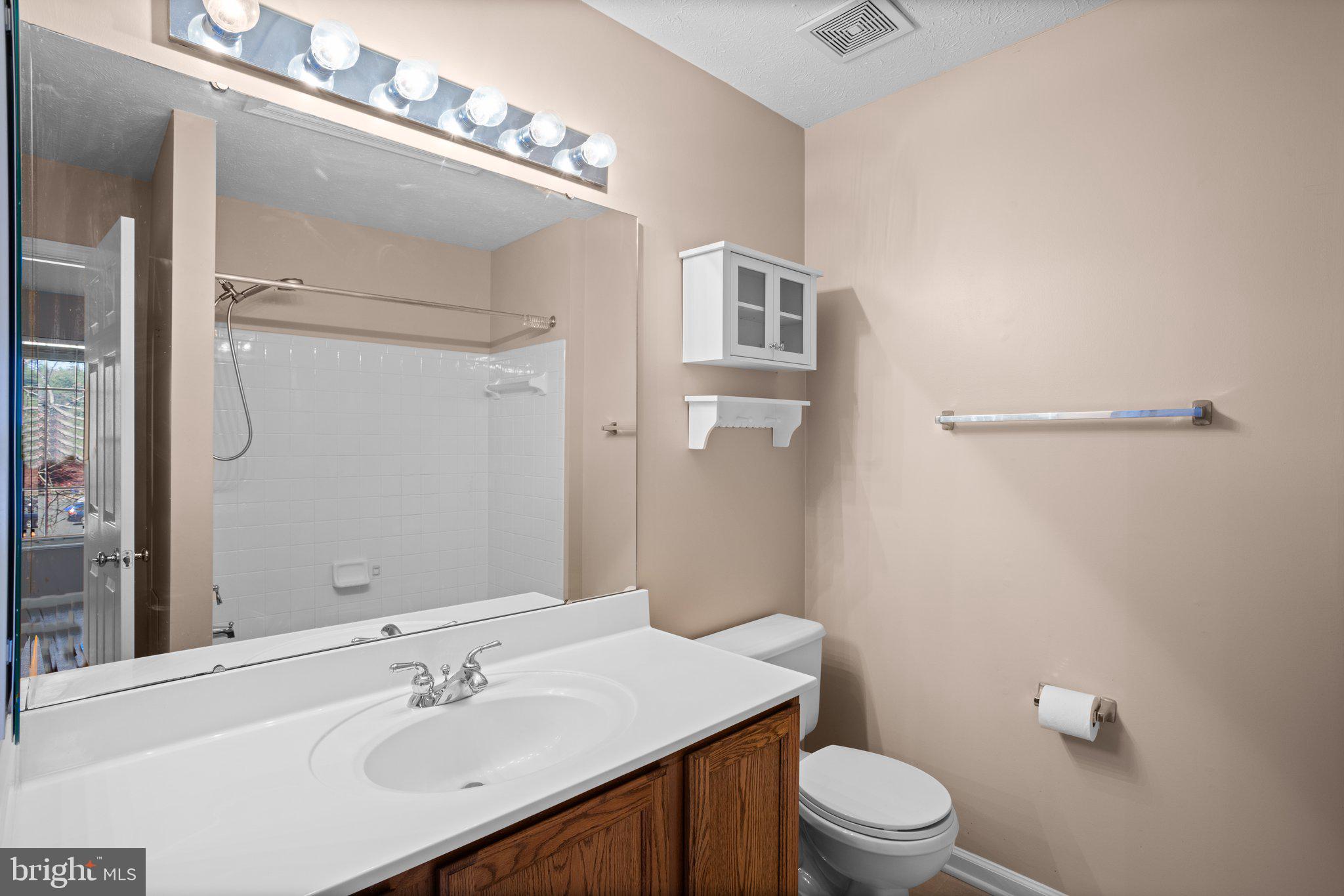 BRIGHTFIELD - Residential