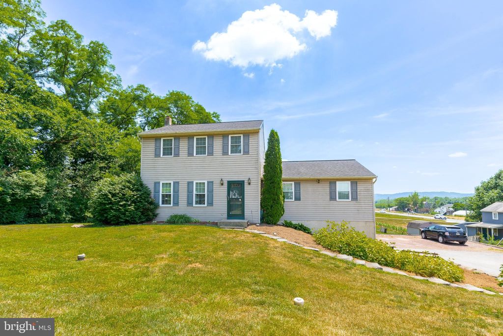 Photo of 11 Catherine Street, Washington Boro, PA 17582 (MLS # PALA2052518)