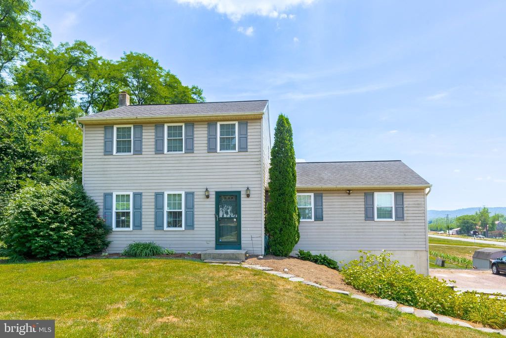 Photo of 11 Catherine Street, Washington Boro, PA 17582 (MLS # PALA2052518)