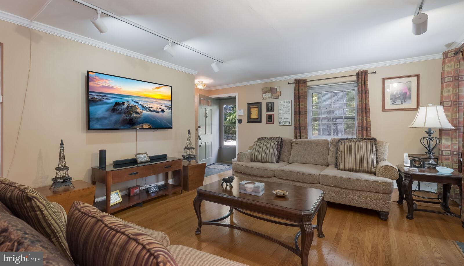 ELKINS PARK - Residential