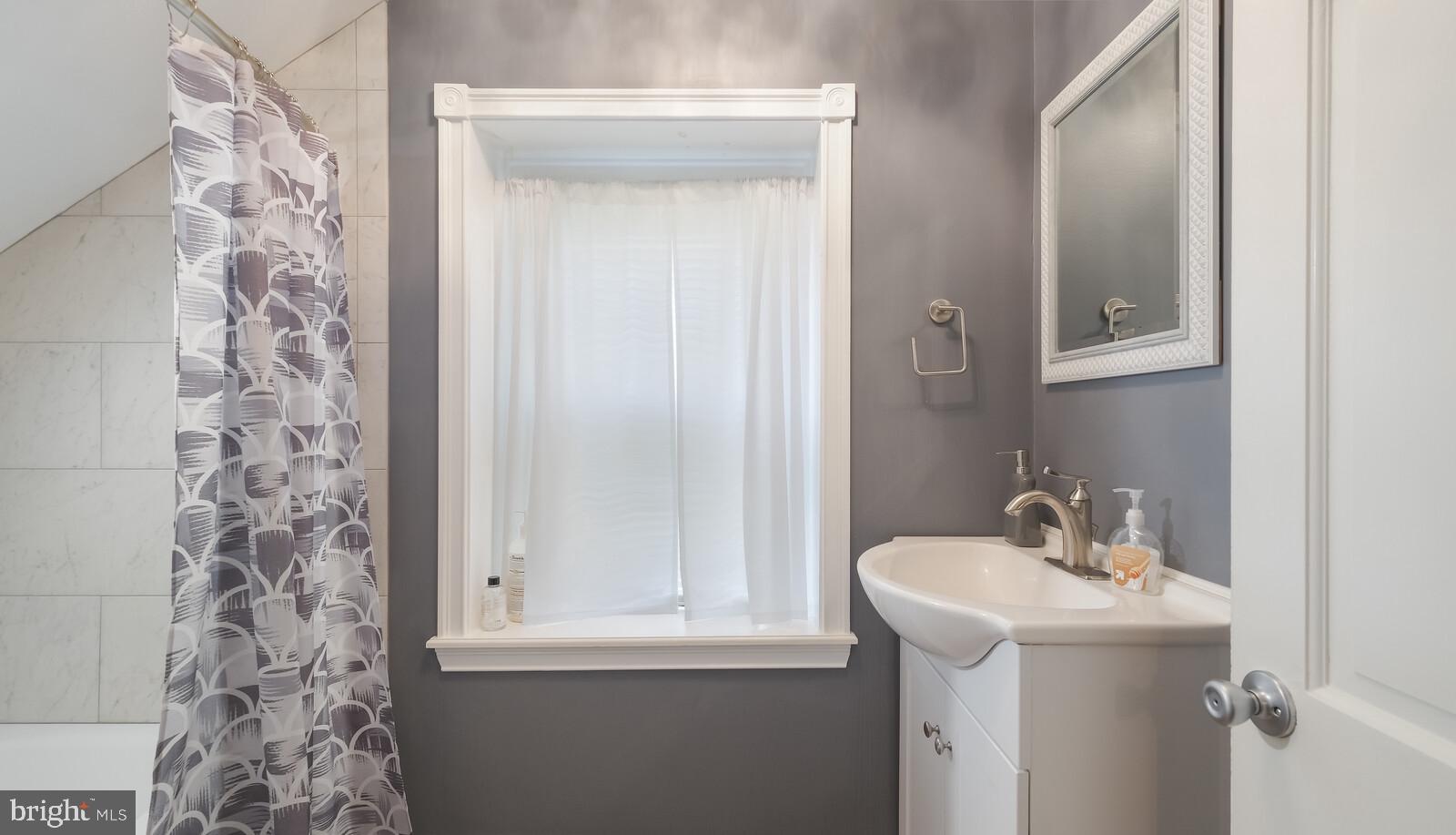 ELKINS PARK - Residential