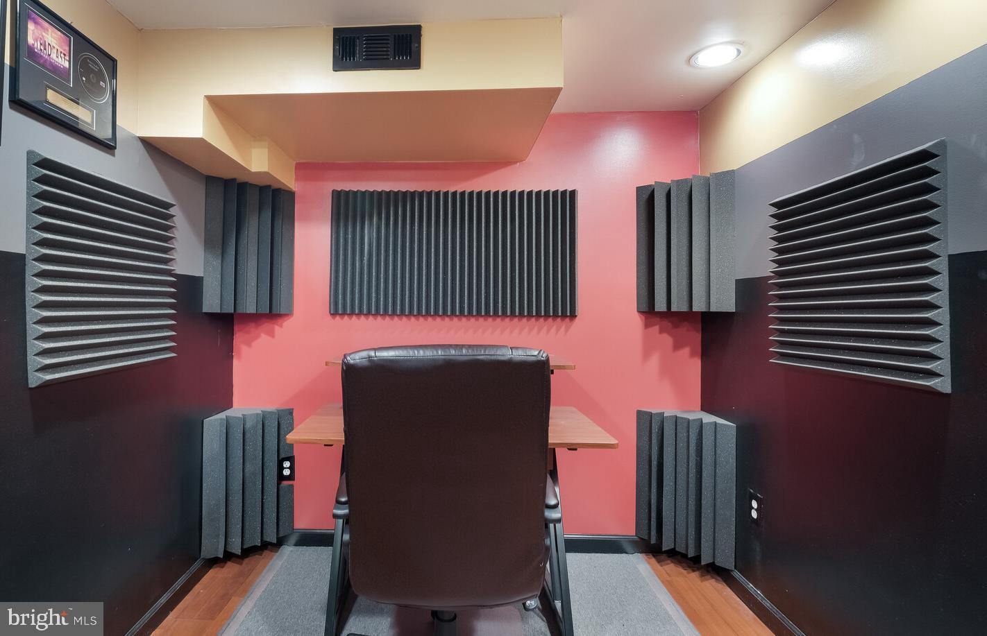 ELKINS PARK - Residential