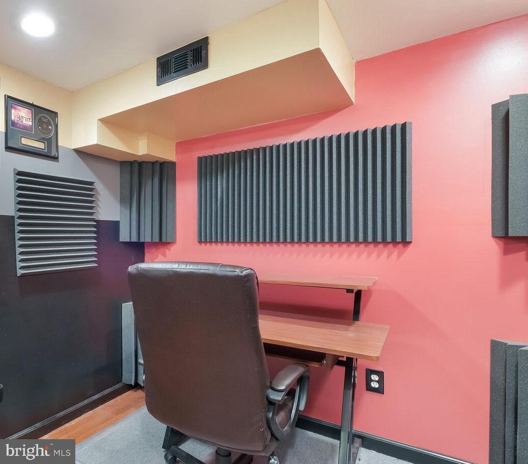 ELKINS PARK - Residential