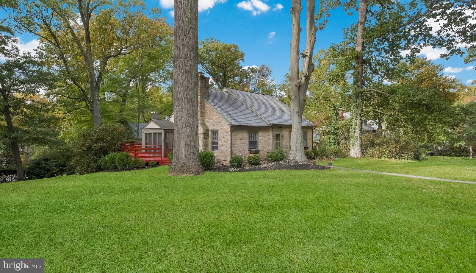 ELKINS PARK - Residential