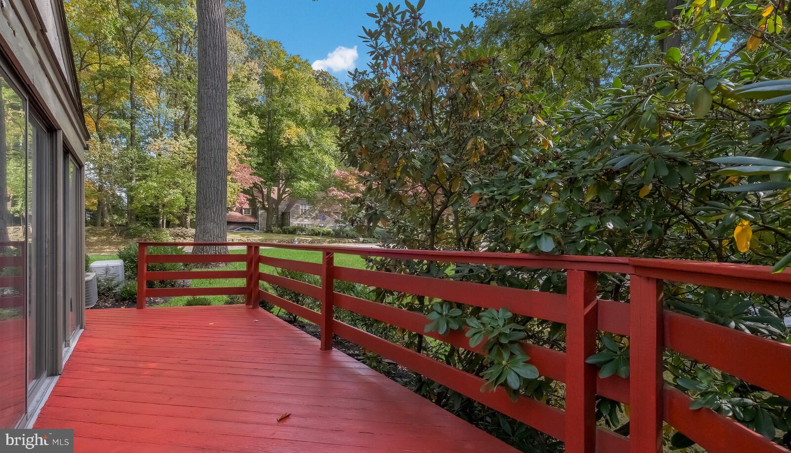 ELKINS PARK - Residential