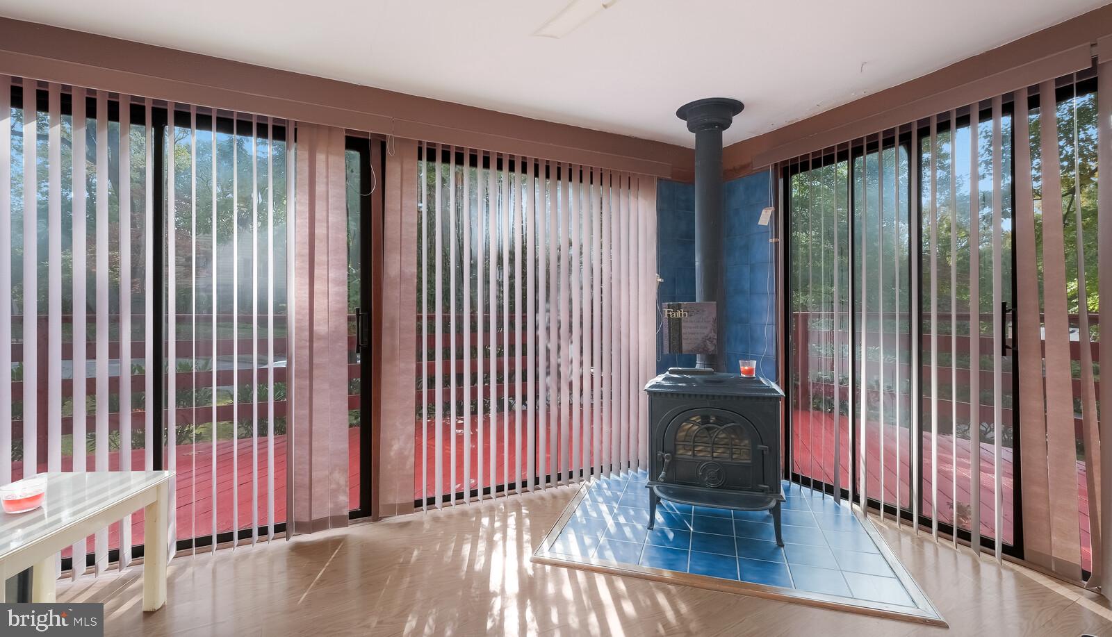 ELKINS PARK - Residential