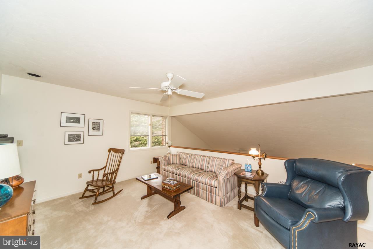 DEERFIELD CONDOS - Residential