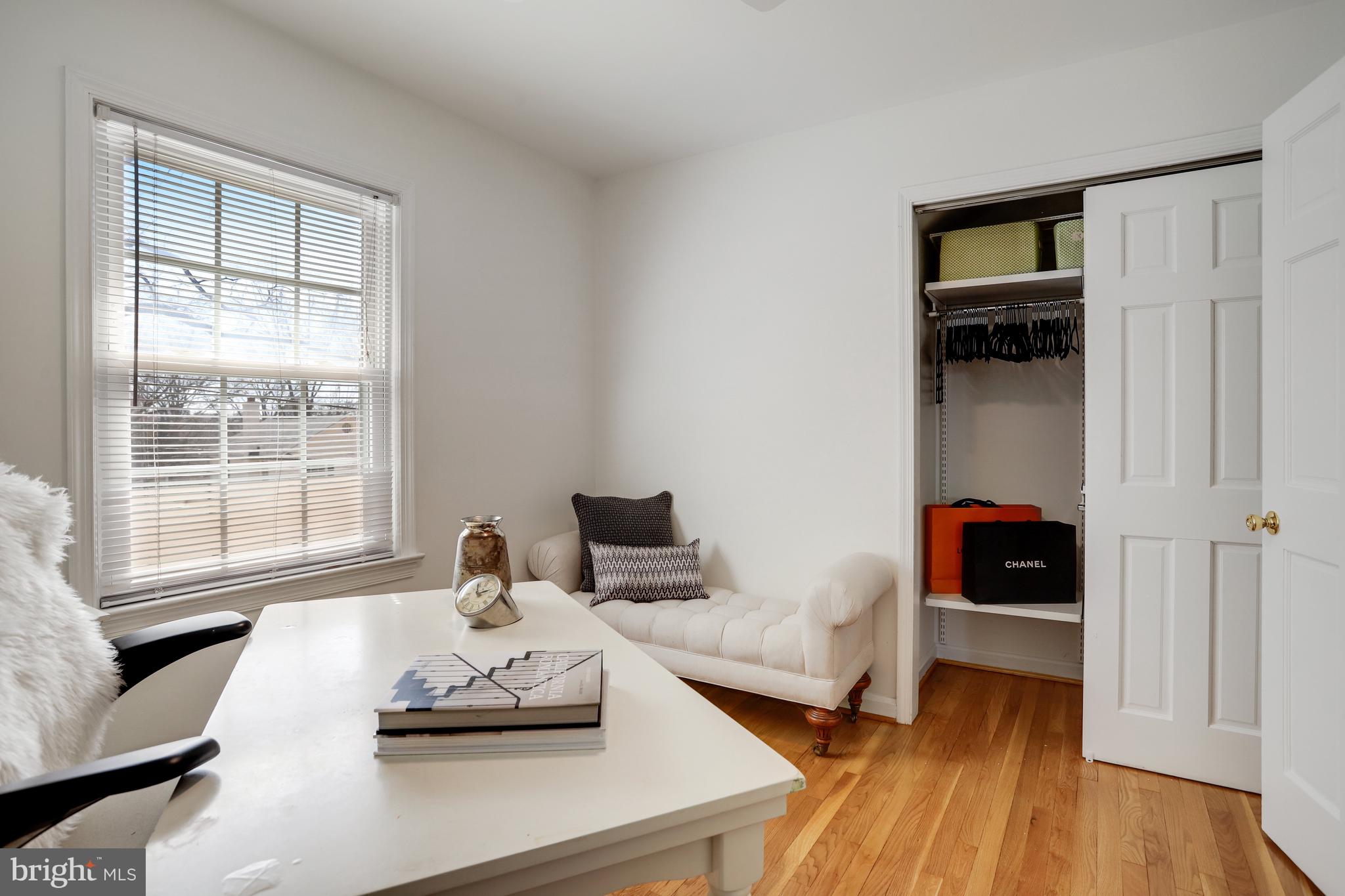 BYEFORDE - Residential