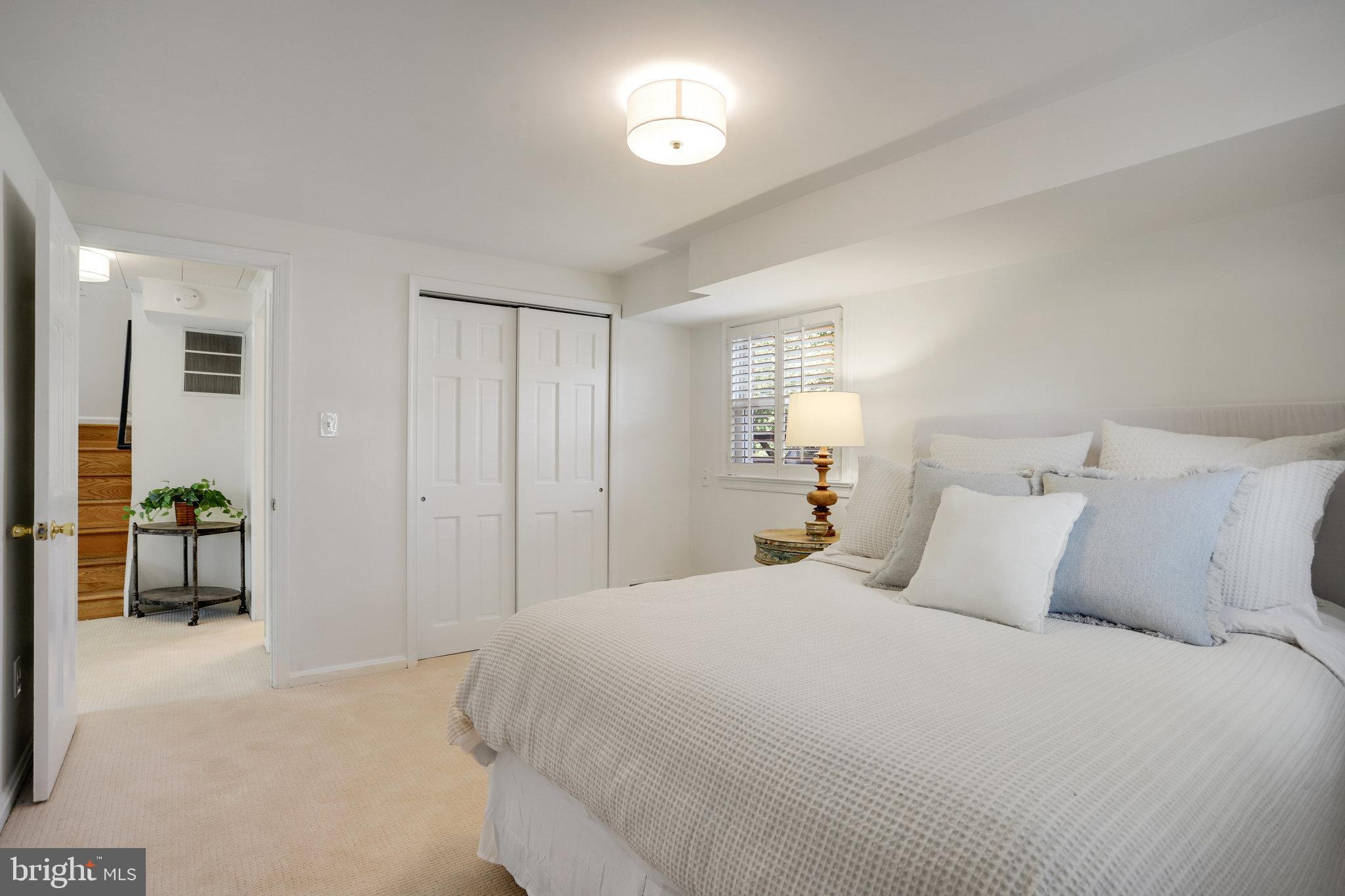 BYEFORDE - Residential