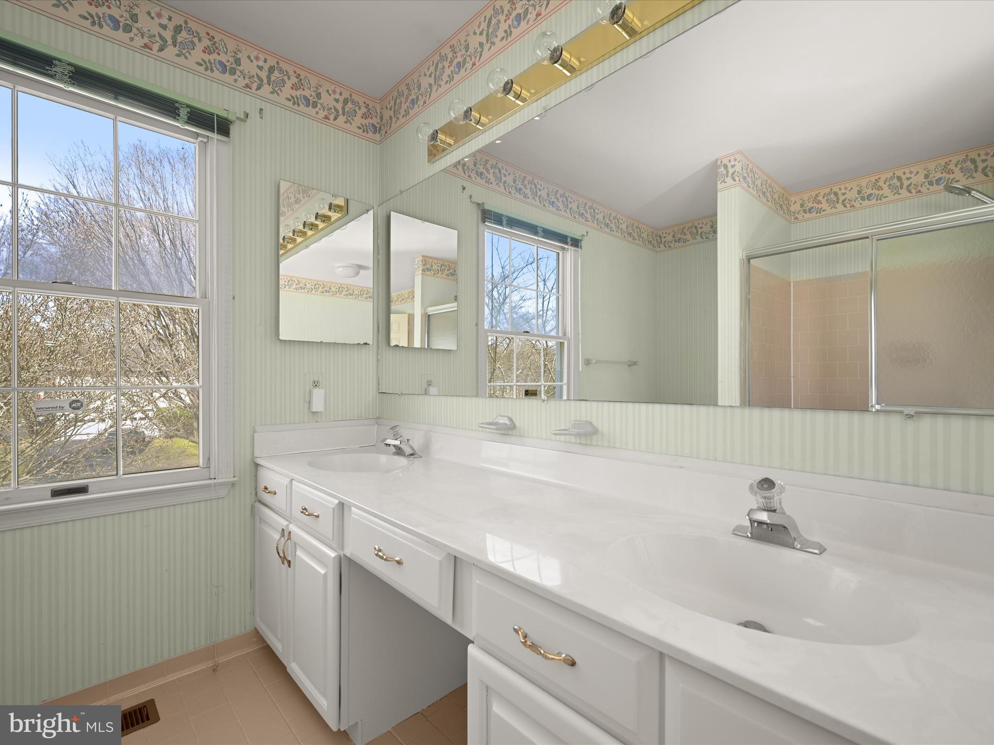 VALLEY MEDE - Residential