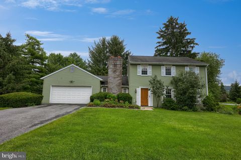 Photo of 913 Snapper Dam Road, LANDISVILLE, PA 17538 (MLS # PALA2069466)