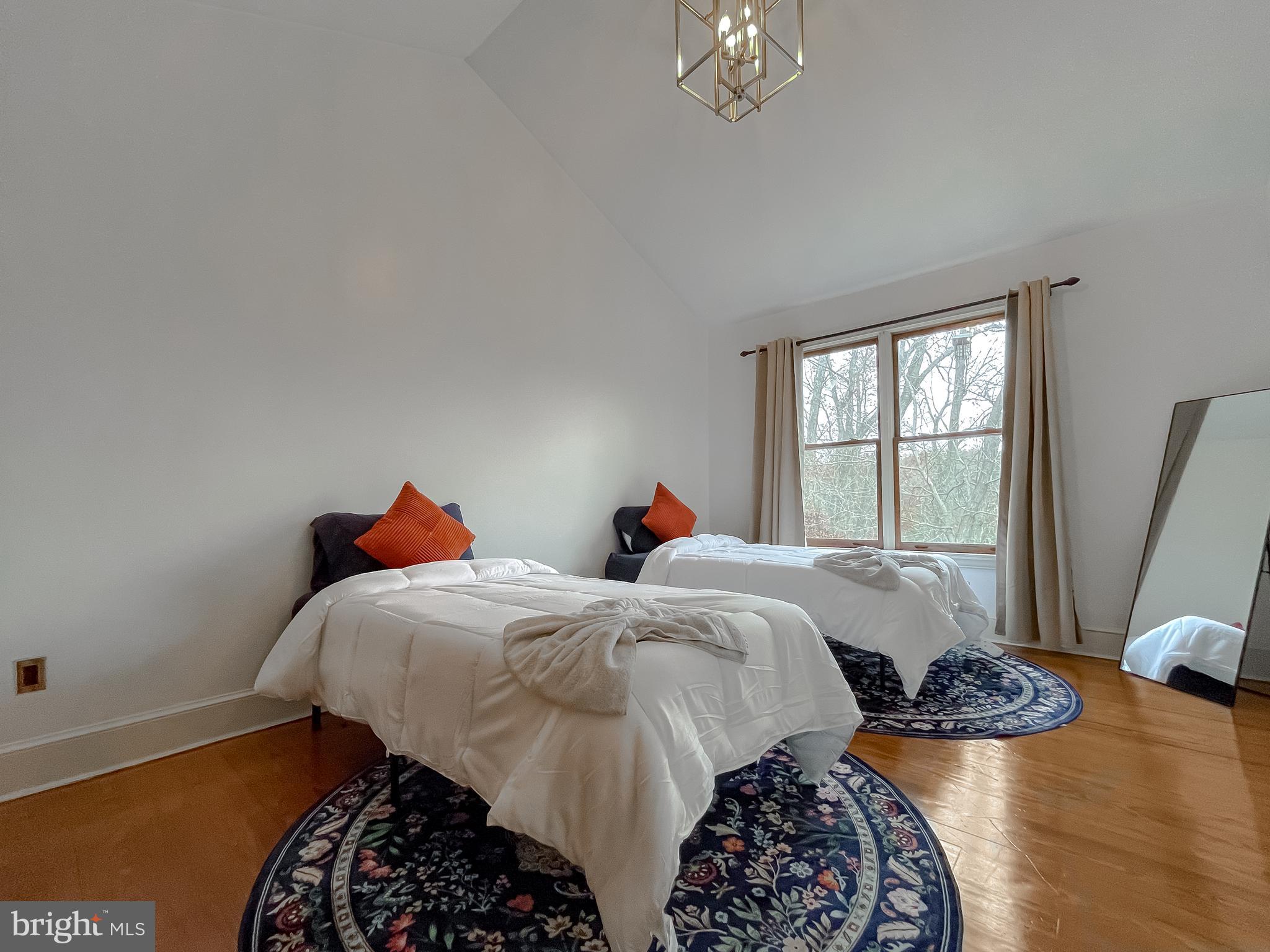 SOTTERLY MANOR - Residential