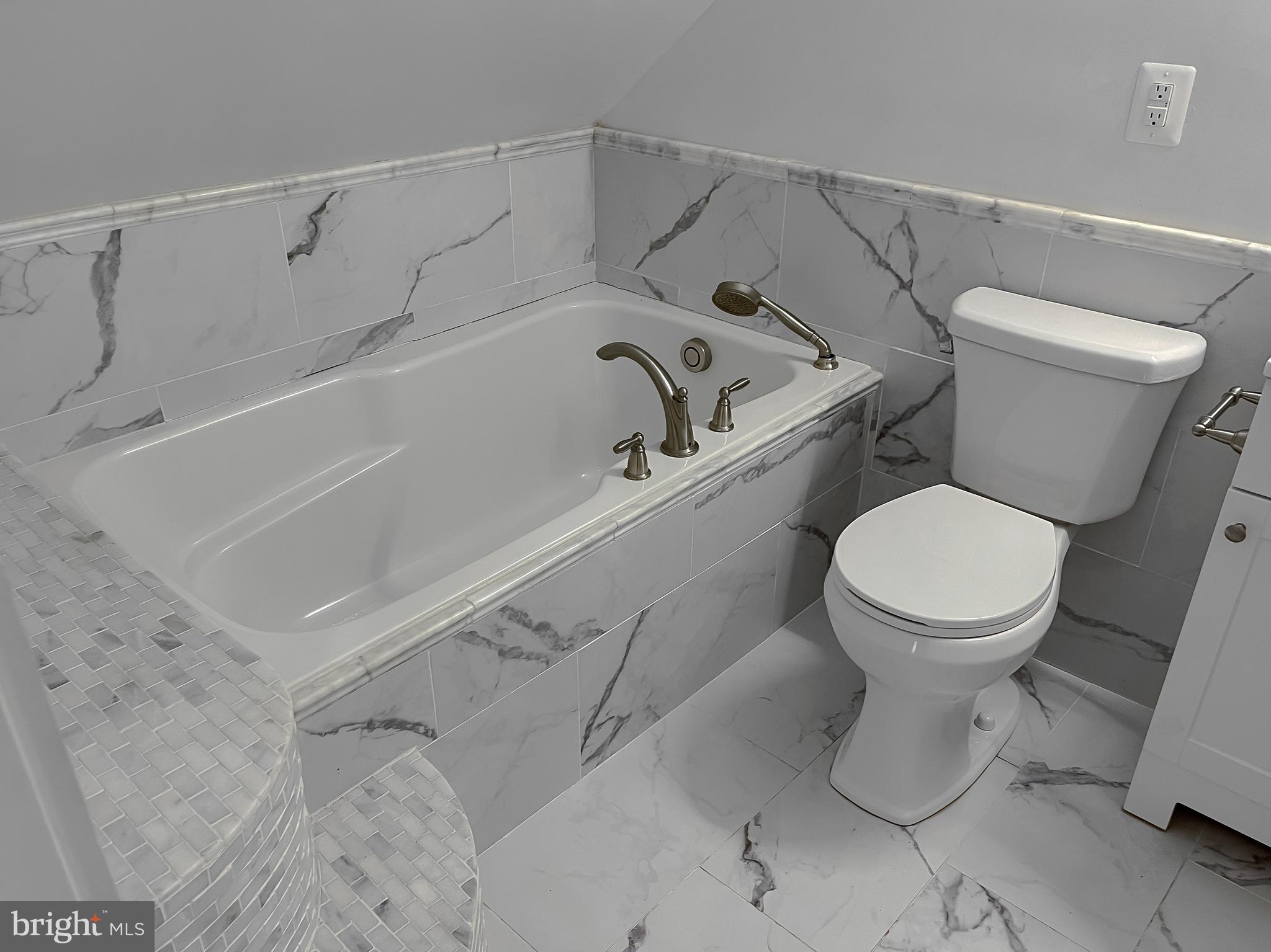 SOTTERLY MANOR - Residential