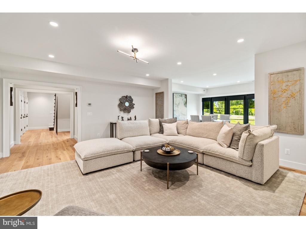 RESIDENCES AT SALAMANDER - Residential