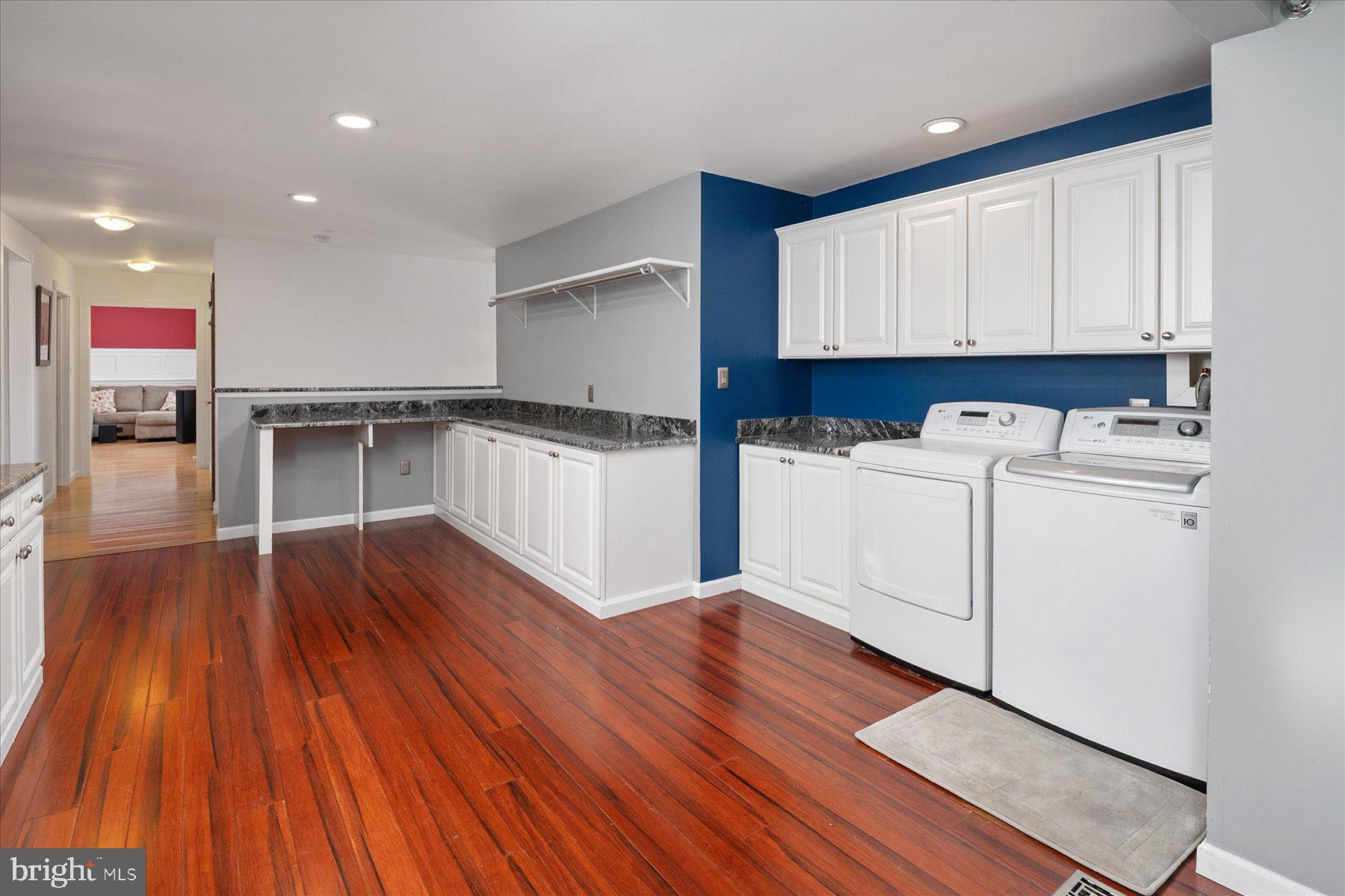 PASADENA - Residential