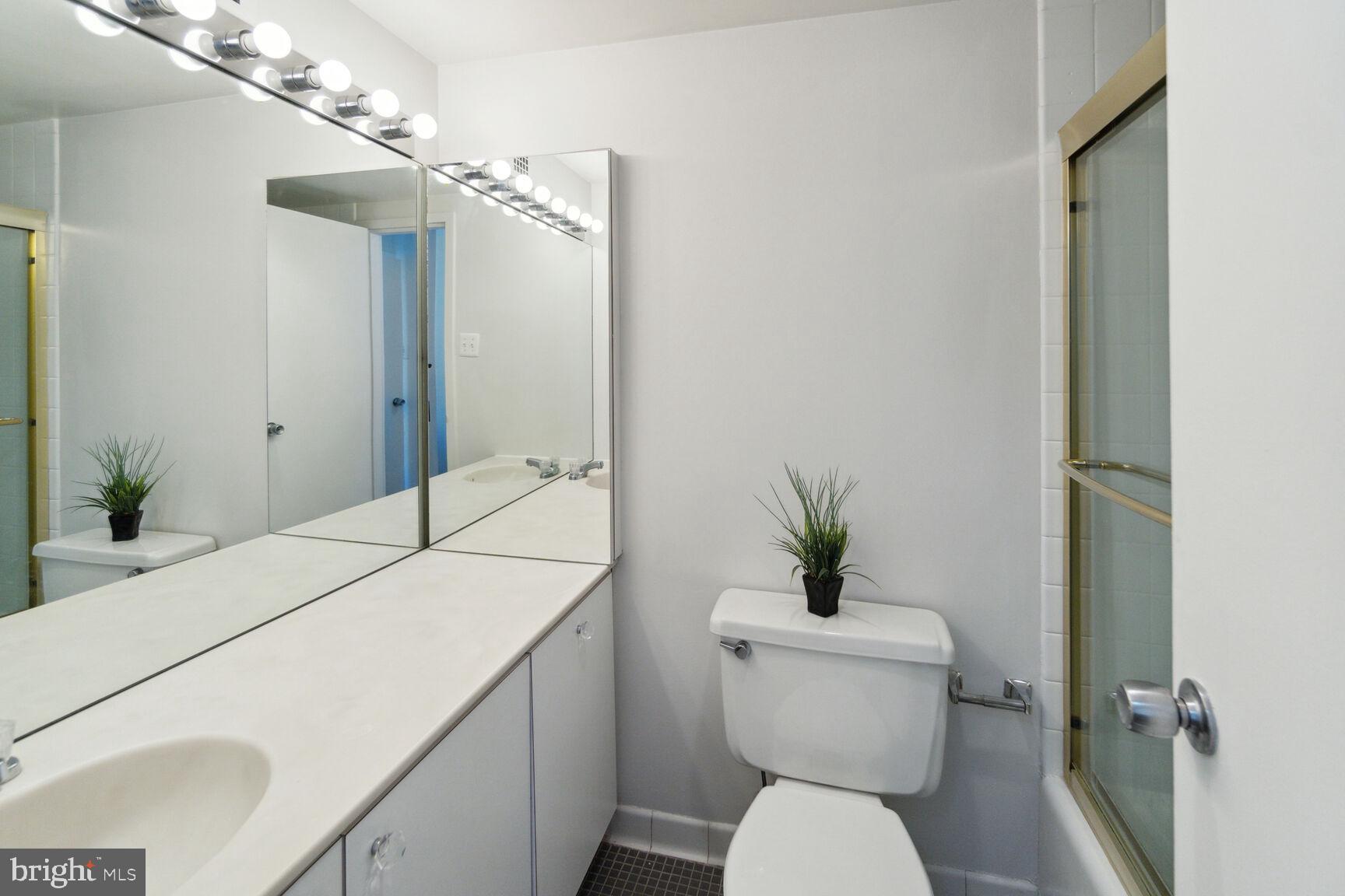 WILLOUGHBY OF CHEVY CHASE - Residential