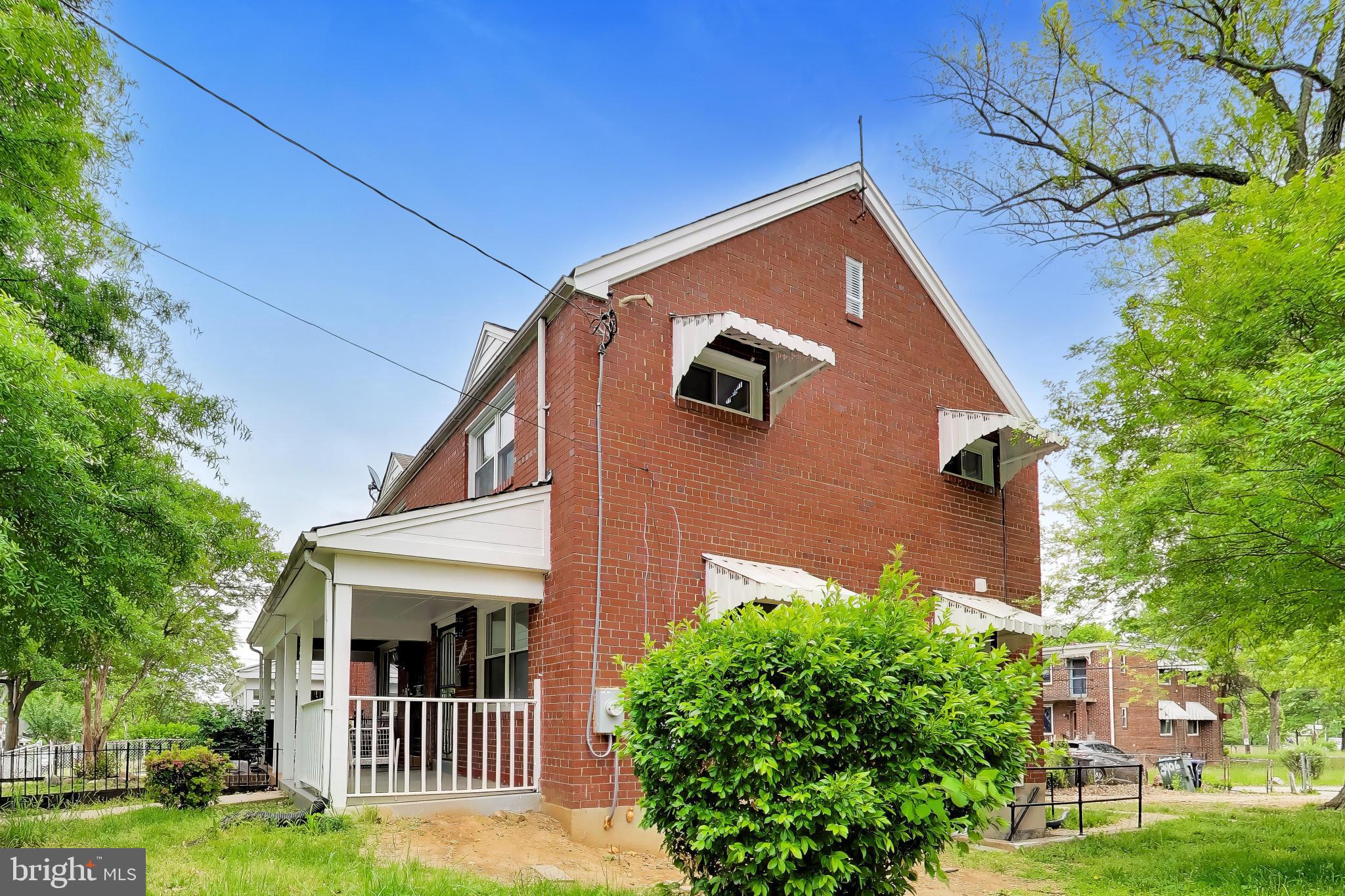 186 FORRESTER STREET SW
