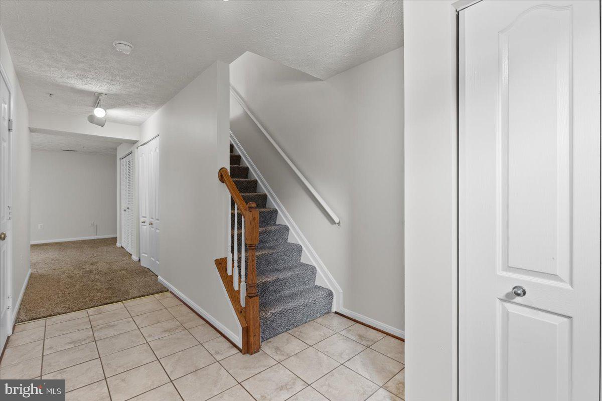 2562 WOODLAND PLACE