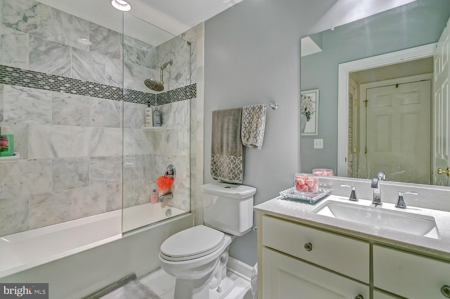 CAMERON STATION - Residential Lease