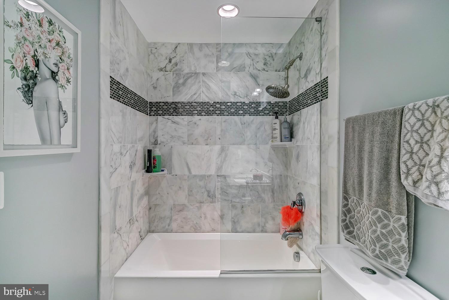 CAMERON STATION - Residential Lease