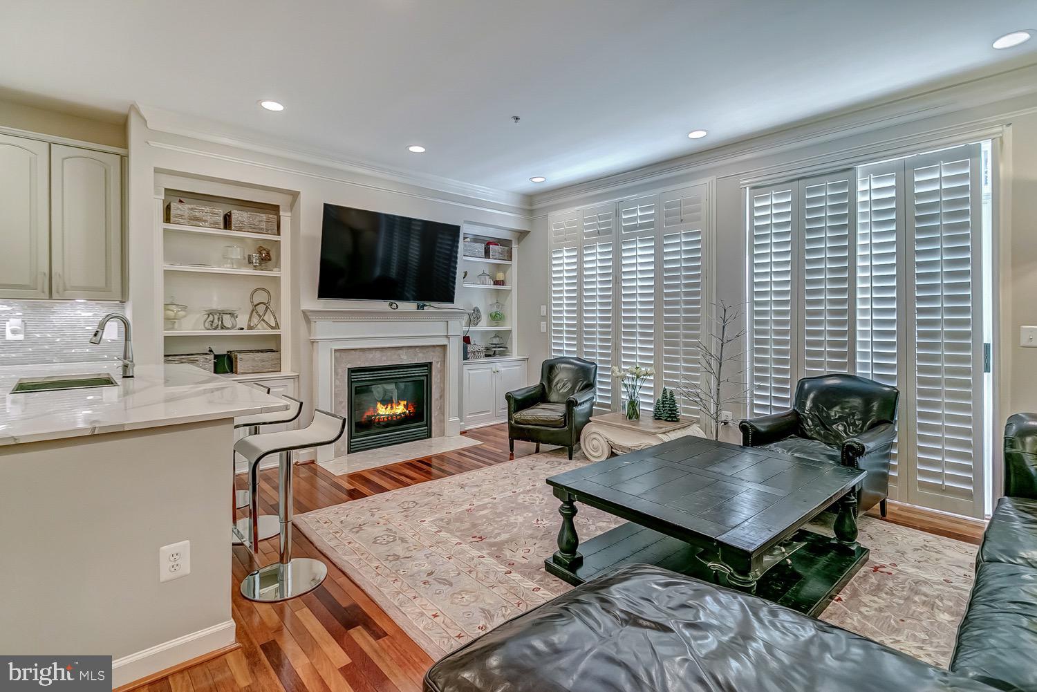 CAMERON STATION - Residential Lease