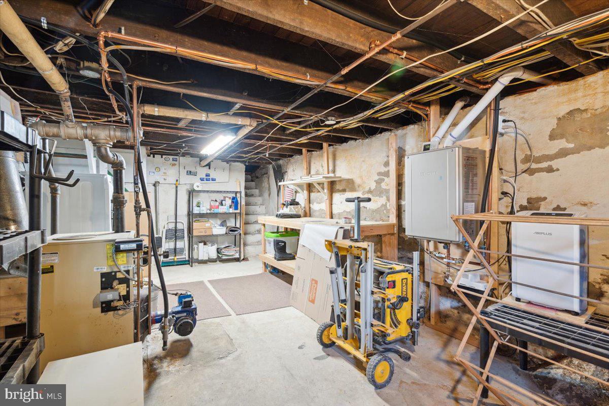 DOWNTOWN FREDERICK - Residential