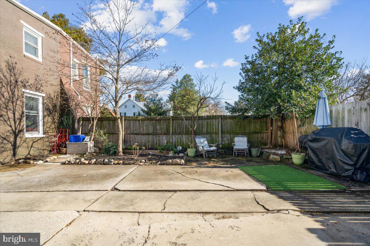 DOWNTOWN FREDERICK - Residential