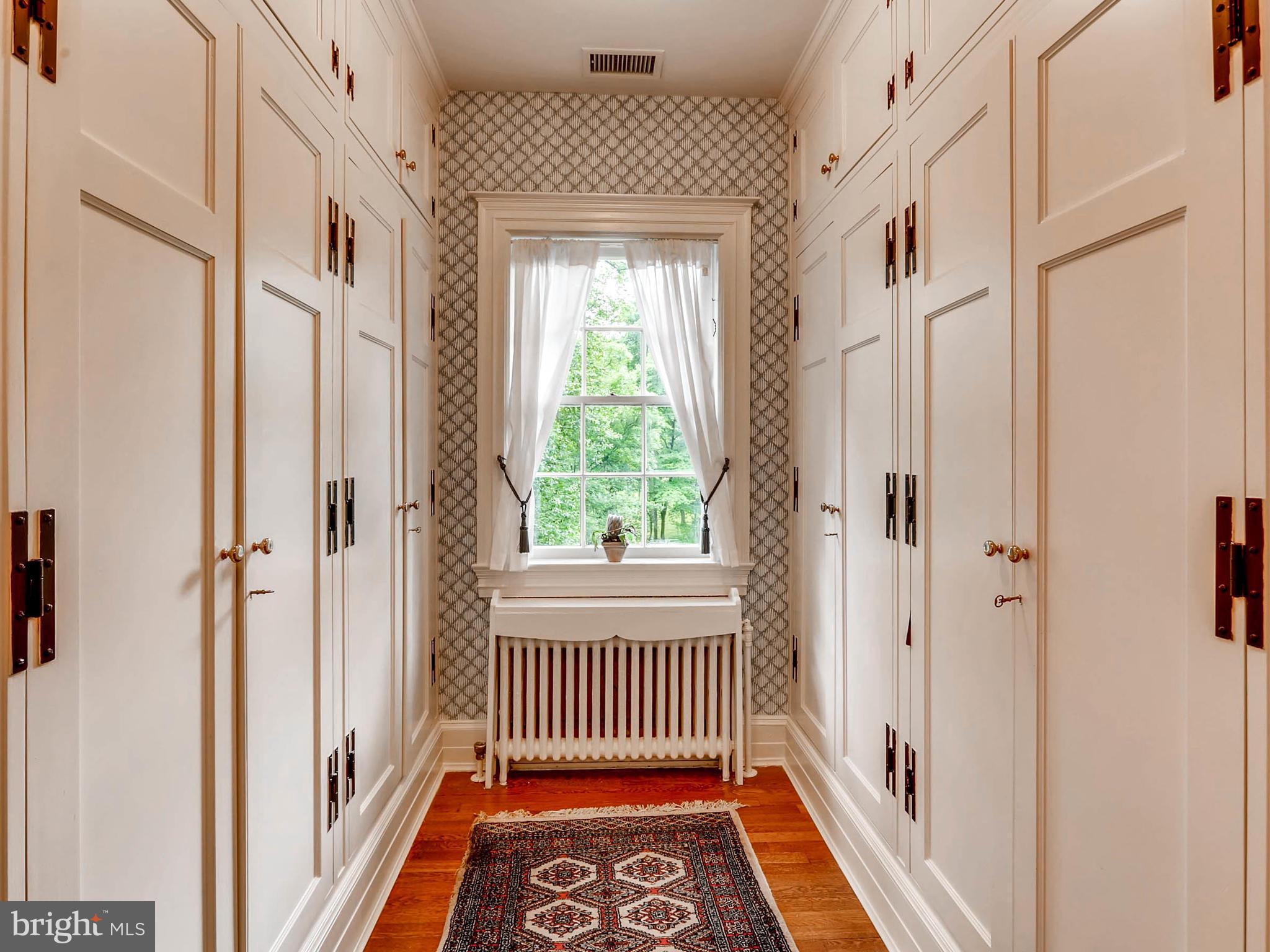 GREENSPRING VALLEY - Residential