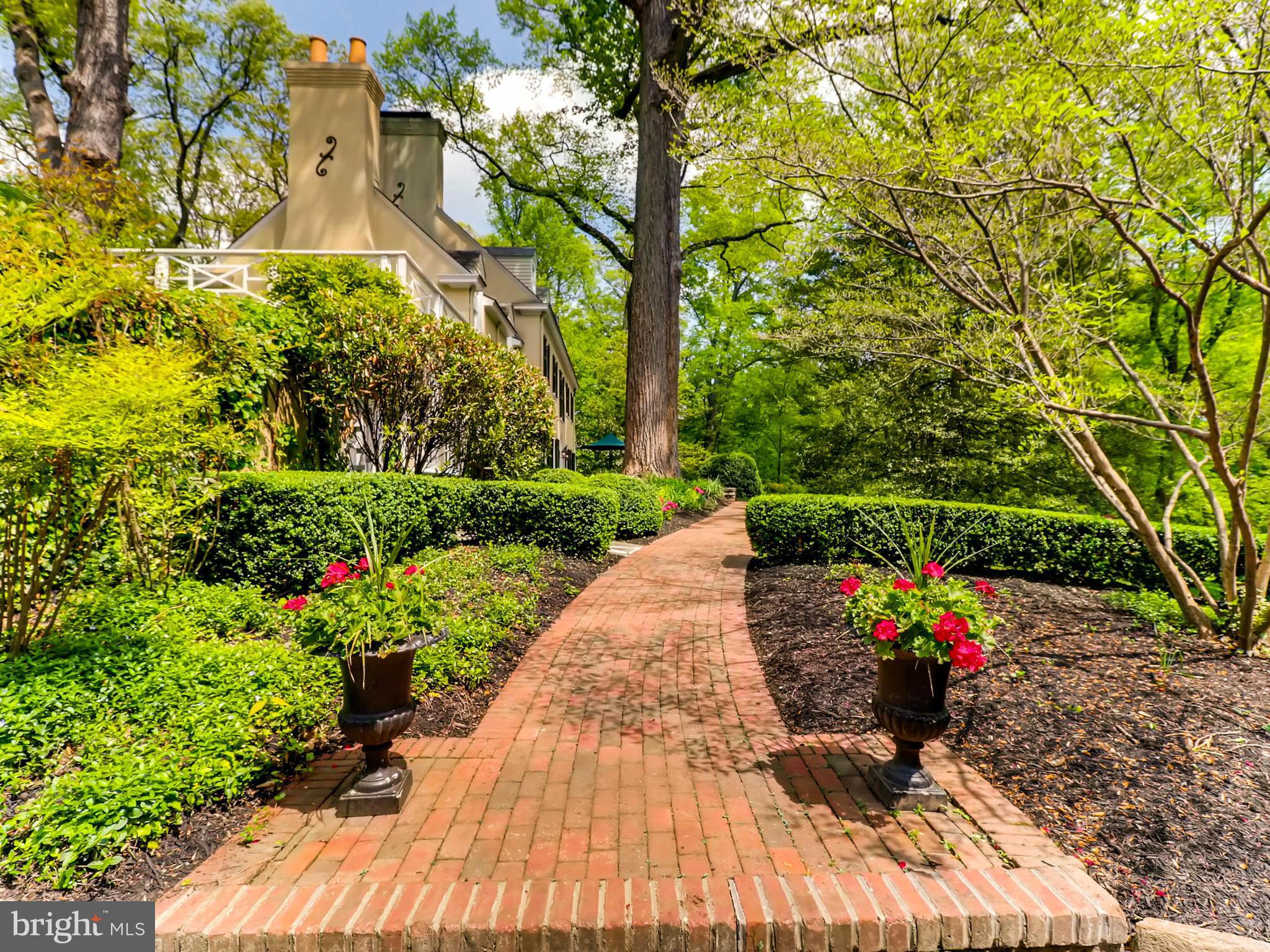 GREENSPRING VALLEY - Residential