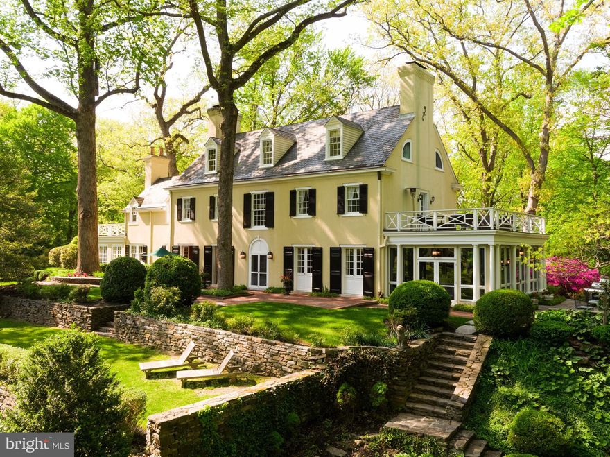 Timeless, remarkably breathtaking 4.3 ac property! Exquisite Georgian surrounded by lush gardens, stone-walled terraces, expansive lawn, native woodland & stream. Magnificent frmal rms & newly constructed FR/solarium open to expansive terraces. Stdy, Butlers pntry/wetbar, Kit w/Viking 8-brner rnge, BrkfstRm just steps to enclsed kit garden. Savor sunsets from grand MBR Suite balcony. 2BR GuestHse.