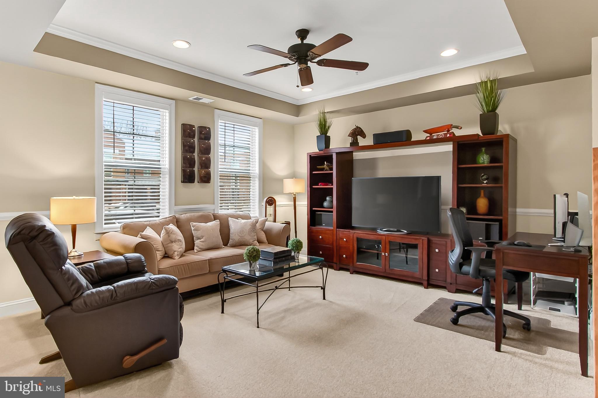 FORTNIGHTLY SQUARE - Residential